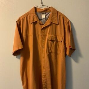 The North Face Men’s Performance Short Sleeve Shirt – Size Large